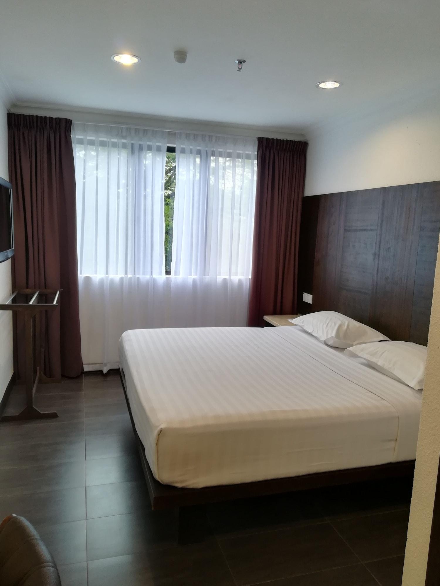 Crystal Lodge Кота-Бару Экстерьер фото