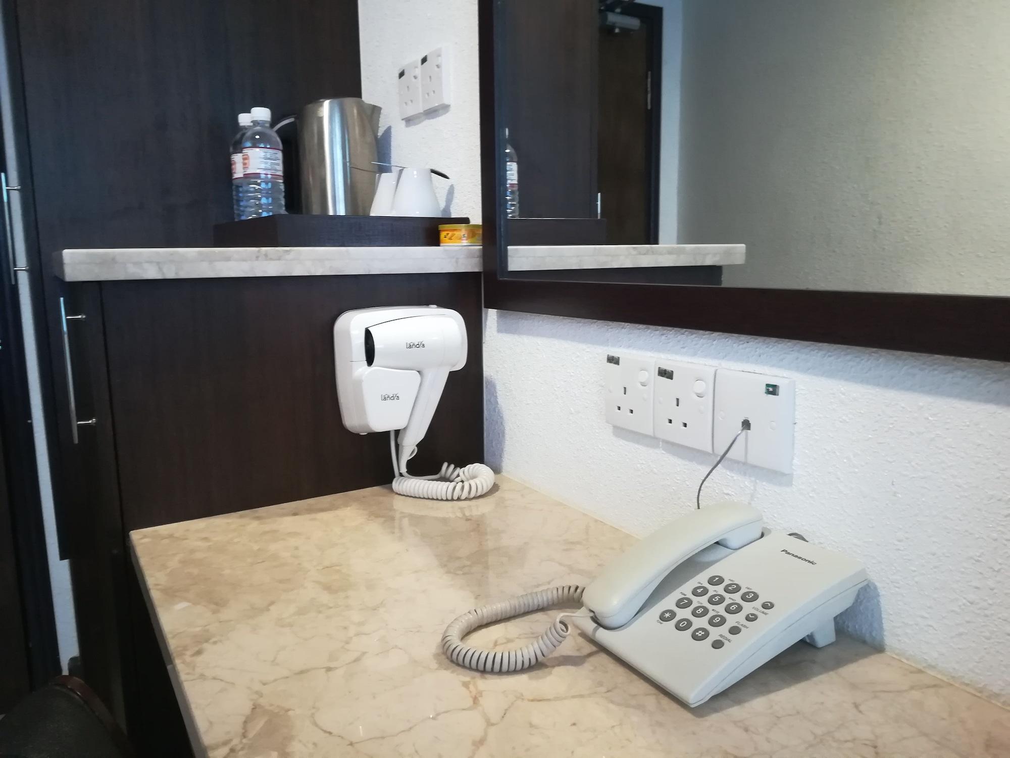 Crystal Lodge Кота-Бару Экстерьер фото